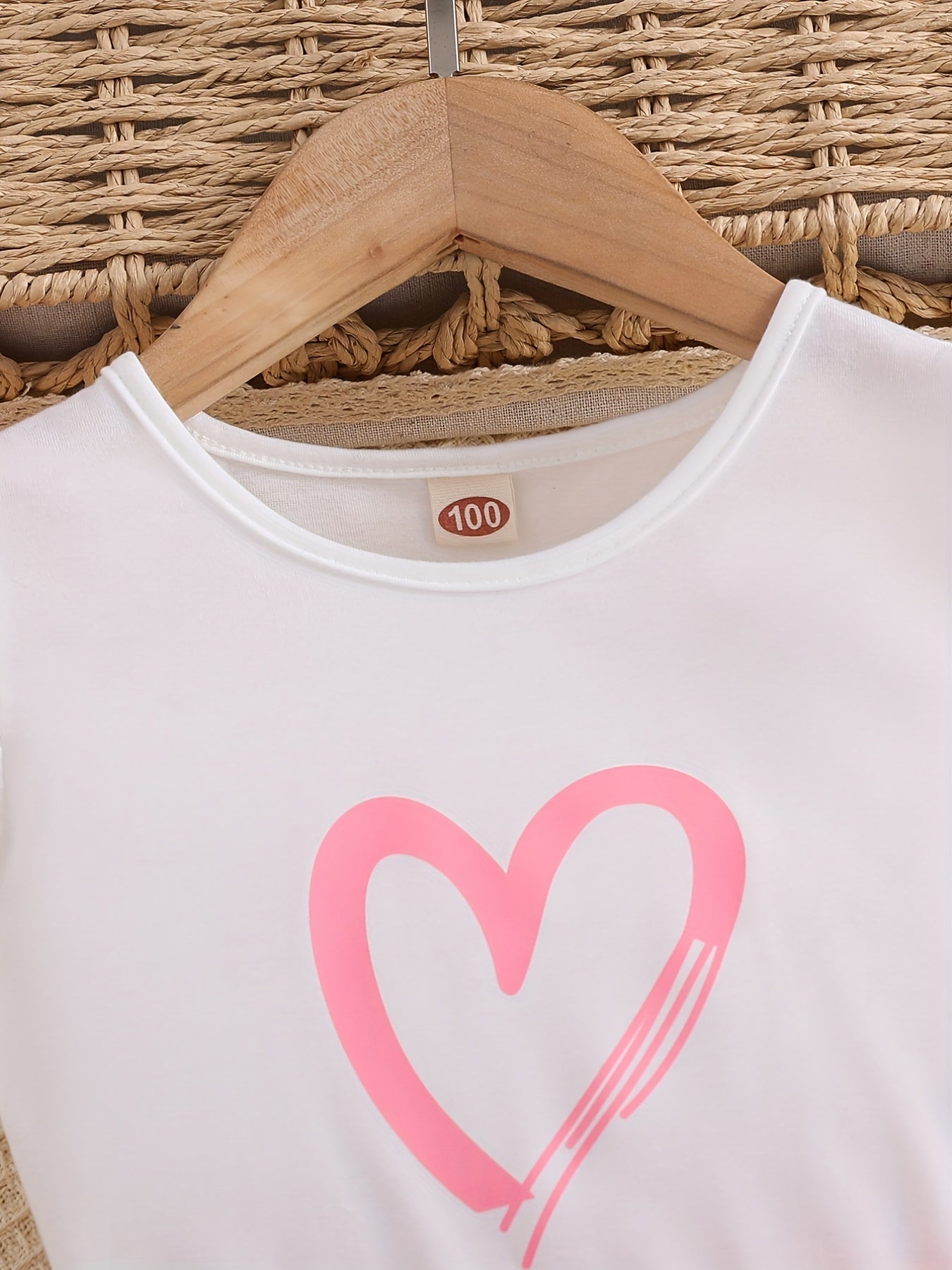 2pcs Girls Daily Casual Heart Print Crew Neck Sleeveless Top & Bow Shorts With Belt For Summer Kids Clothes