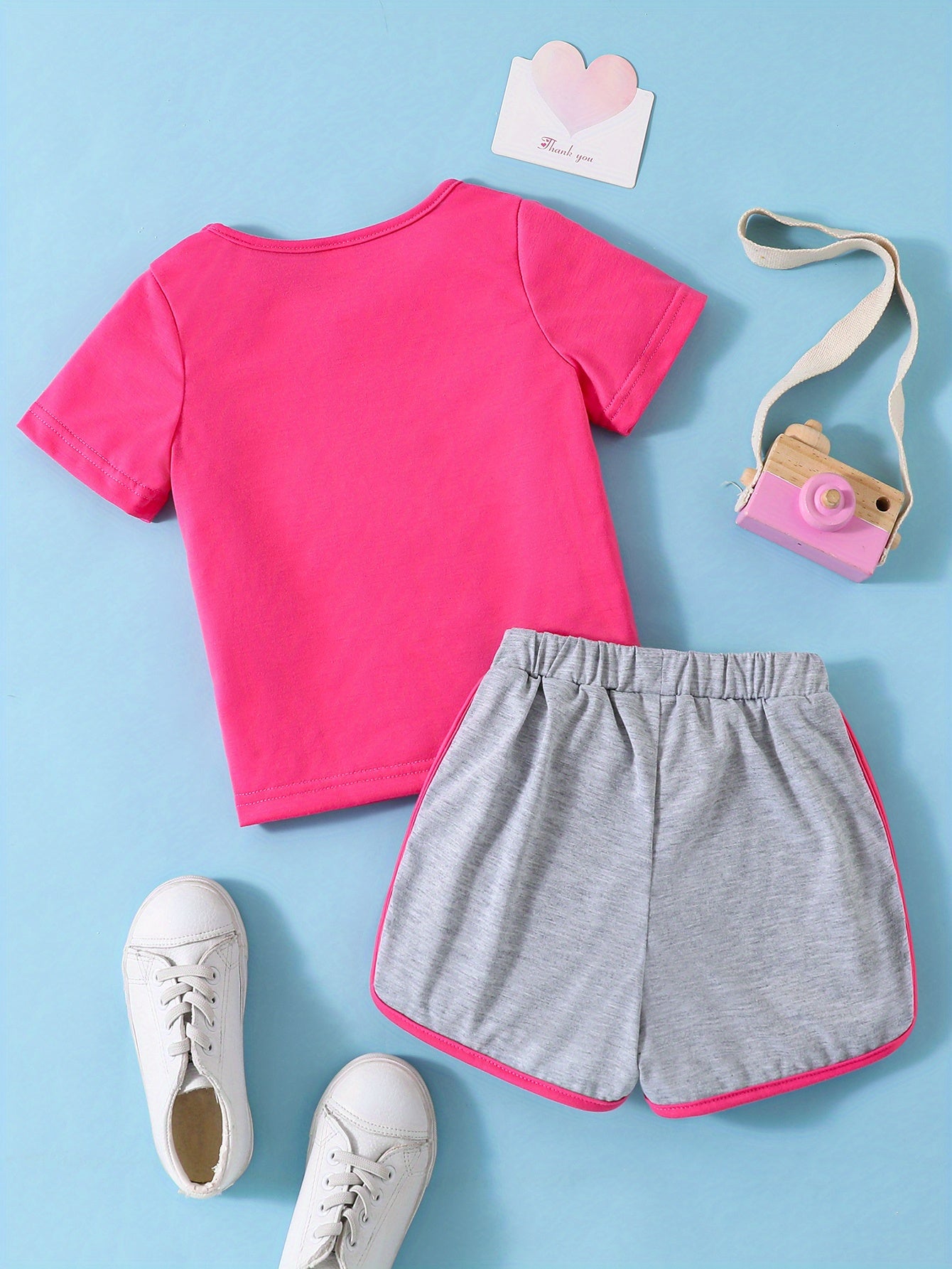 1 pcs Adorable Toddler Girls' Heart Graphic Tees - Casual Round Neck, Contrast Binding, Breathable Fabric, Comfortable Fit - Summer Outfit, Track Shorts, Kids' Wardrobe Essentia