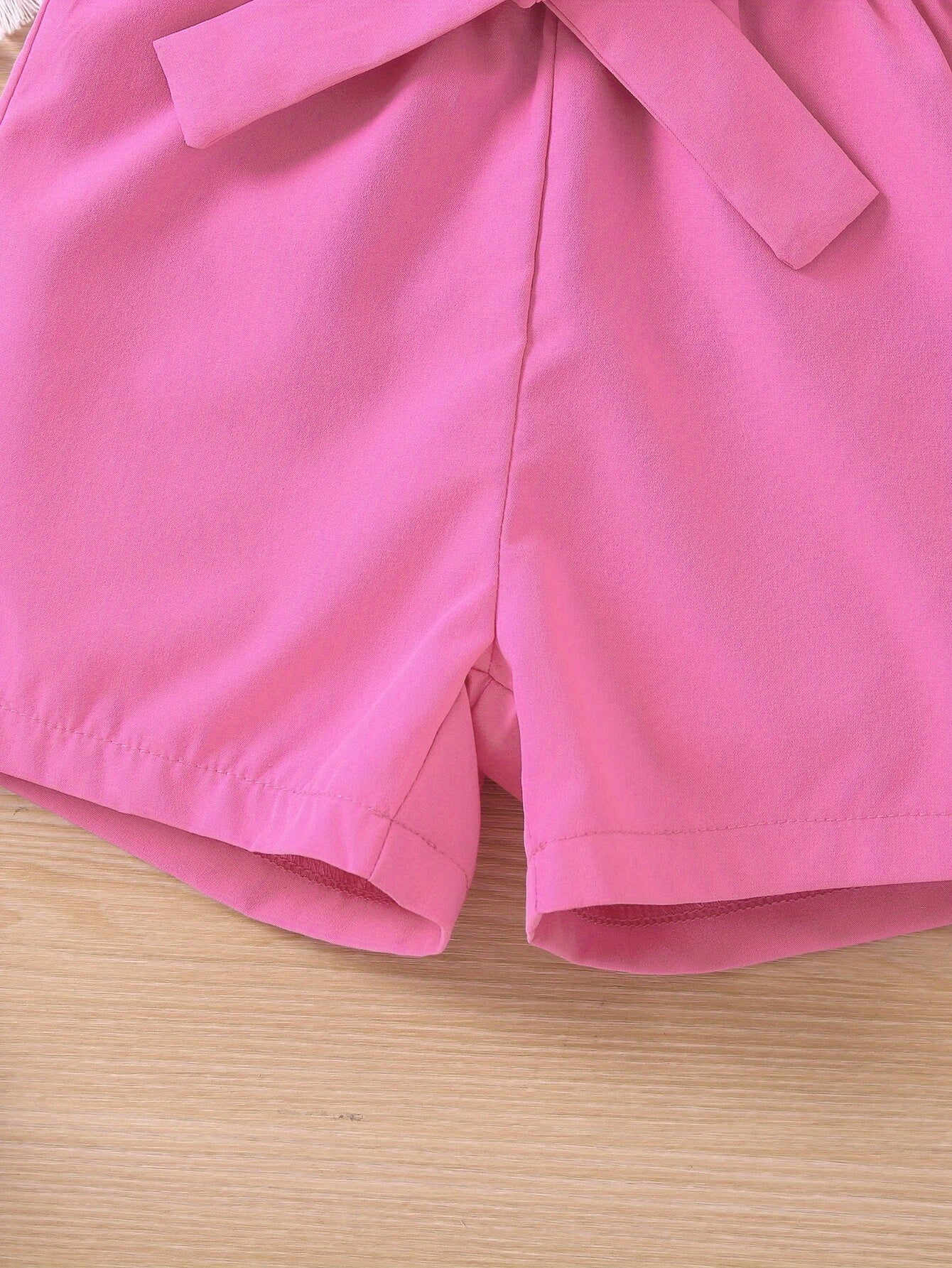 2pcs Girls Daily Casual Heart Print Crew Neck Sleeveless Top & Bow Shorts With Belt For Summer Kids Clothes