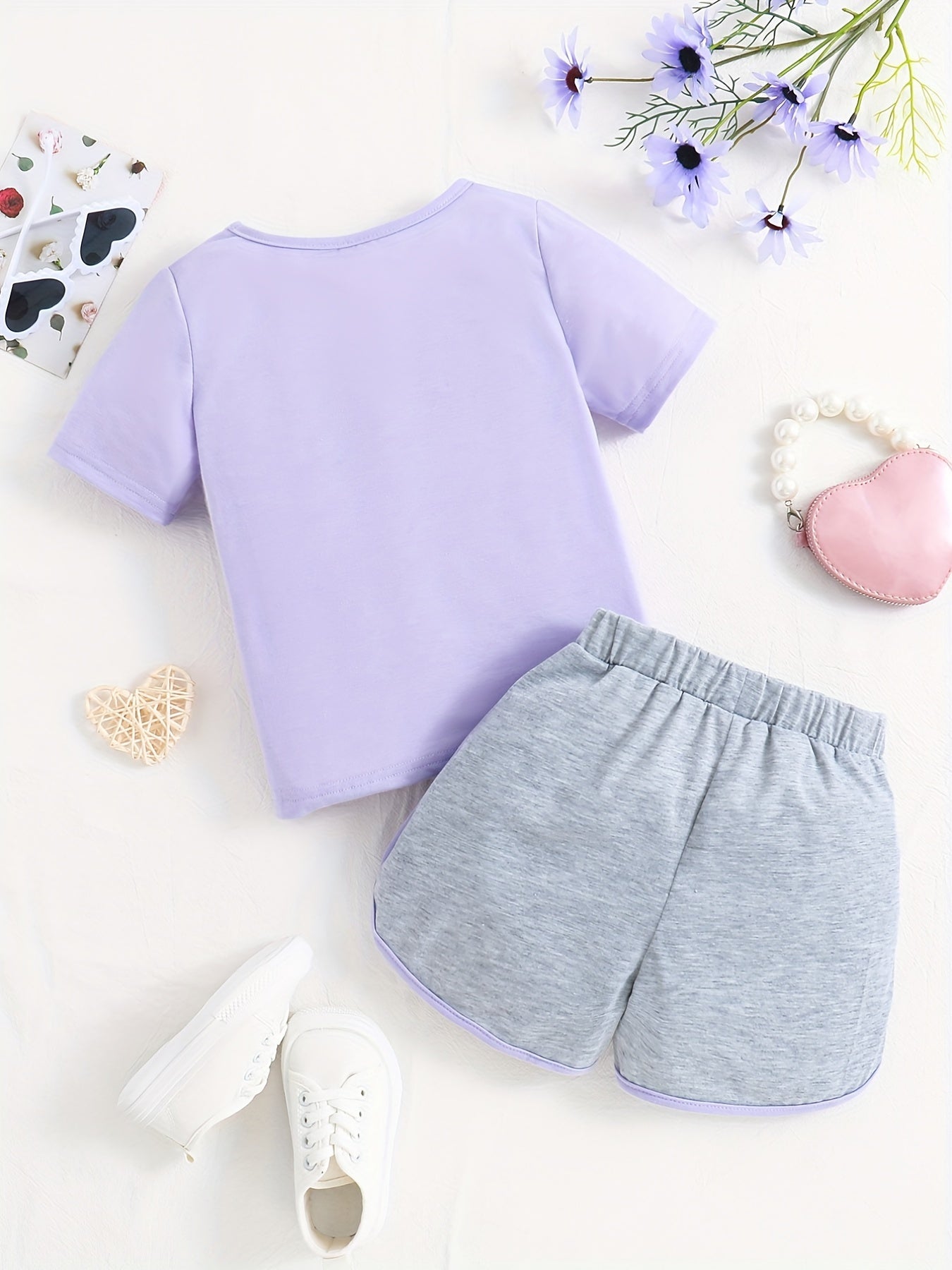 1 pcs Adorable Toddler Girls' Heart Graphic Tees - Casual Round Neck, Contrast Binding, Breathable Fabric, Comfortable Fit - Summer Outfit, Track Shorts, Kids' Wardrobe Essentia