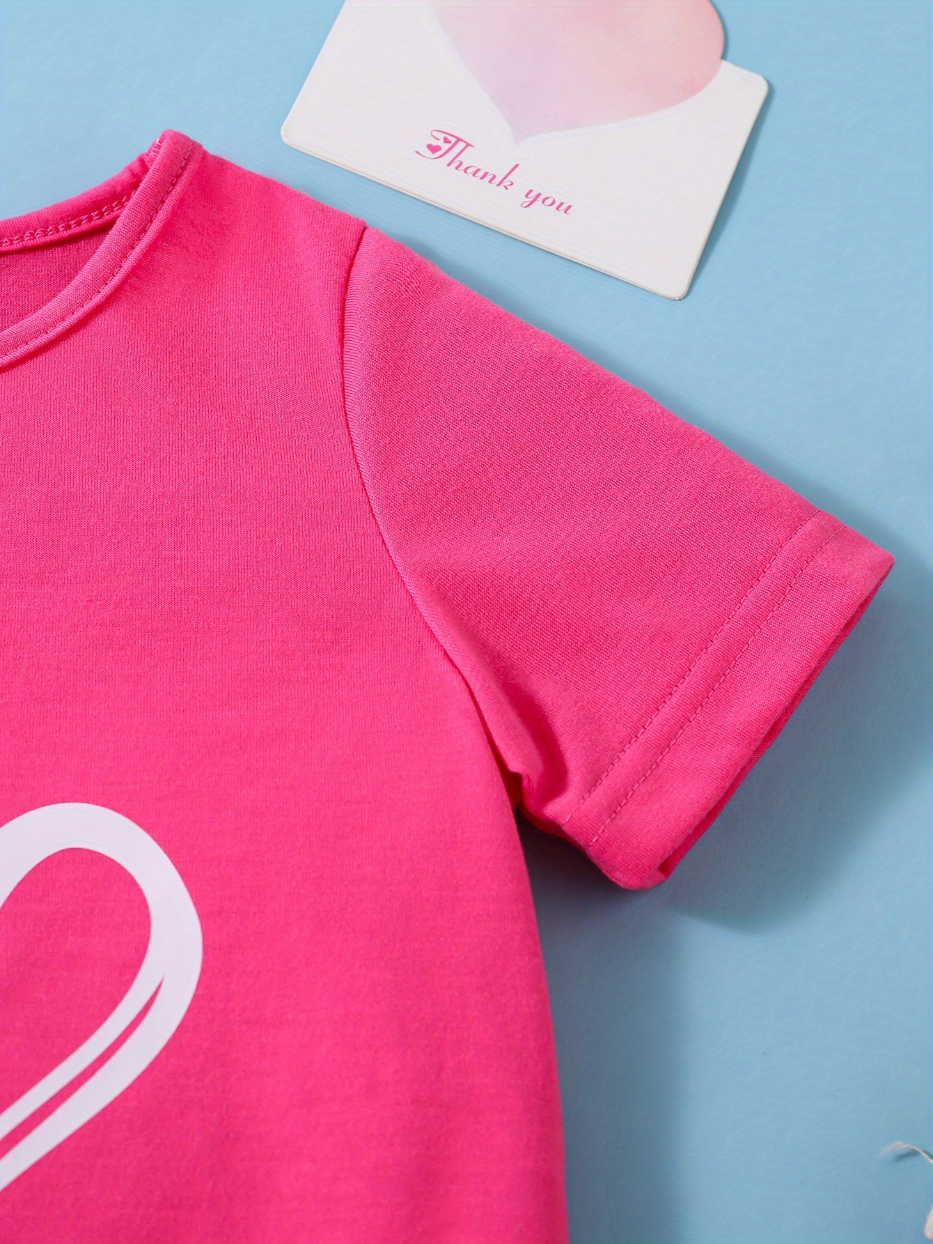 1 pcs Adorable Toddler Girls' Heart Graphic Tees - Casual Round Neck, Contrast Binding, Breathable Fabric, Comfortable Fit - Summer Outfit, Track Shorts, Kids' Wardrobe Essentia