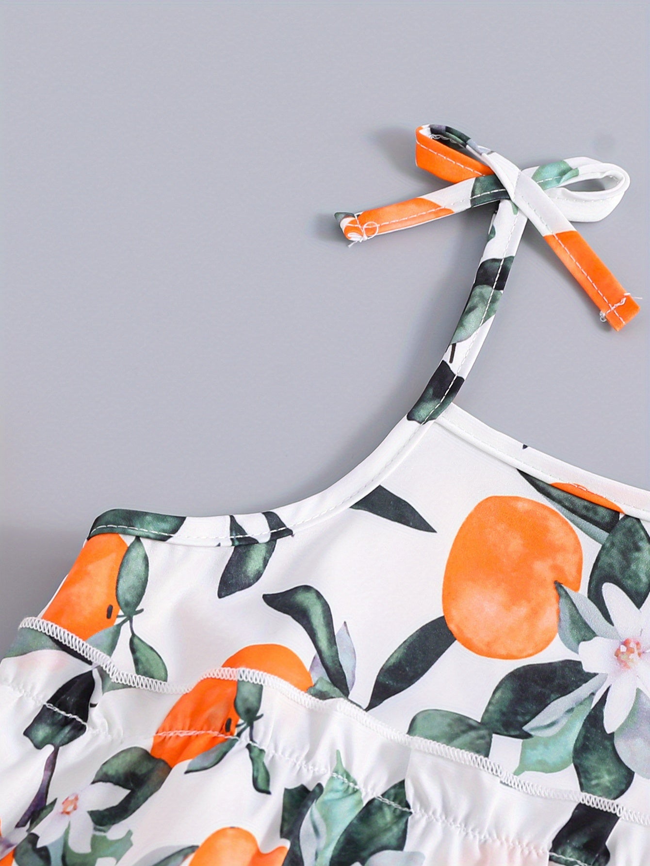 2pcs Girls Fruit Print Layered Hem Bow Cami Top & Elastic Waist Shorts Set Kids Summer Clothes