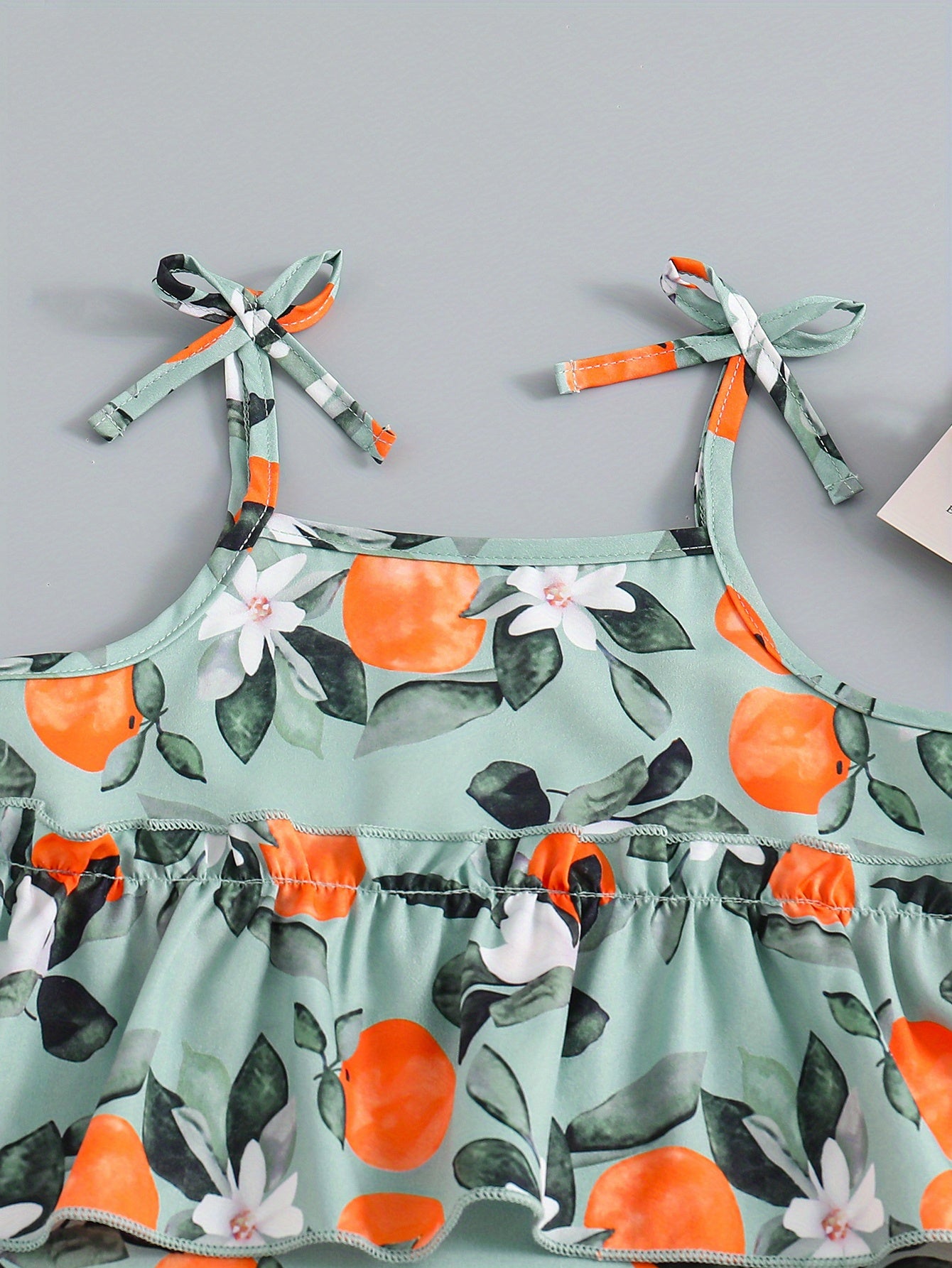2pcs Girls Fruit Print Layered Hem Bow Cami Top & Elastic Waist Shorts Set Kids Summer Clothes