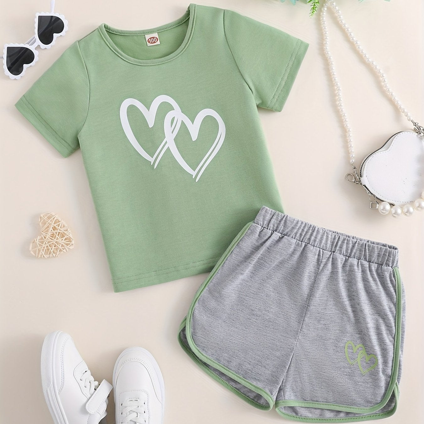 1 pcs Adorable Toddler Girls' Heart Graphic Tees - Casual Round Neck, Contrast Binding, Breathable Fabric, Comfortable Fit - Summer Outfit, Track Shorts, Kids' Wardrobe Essentia