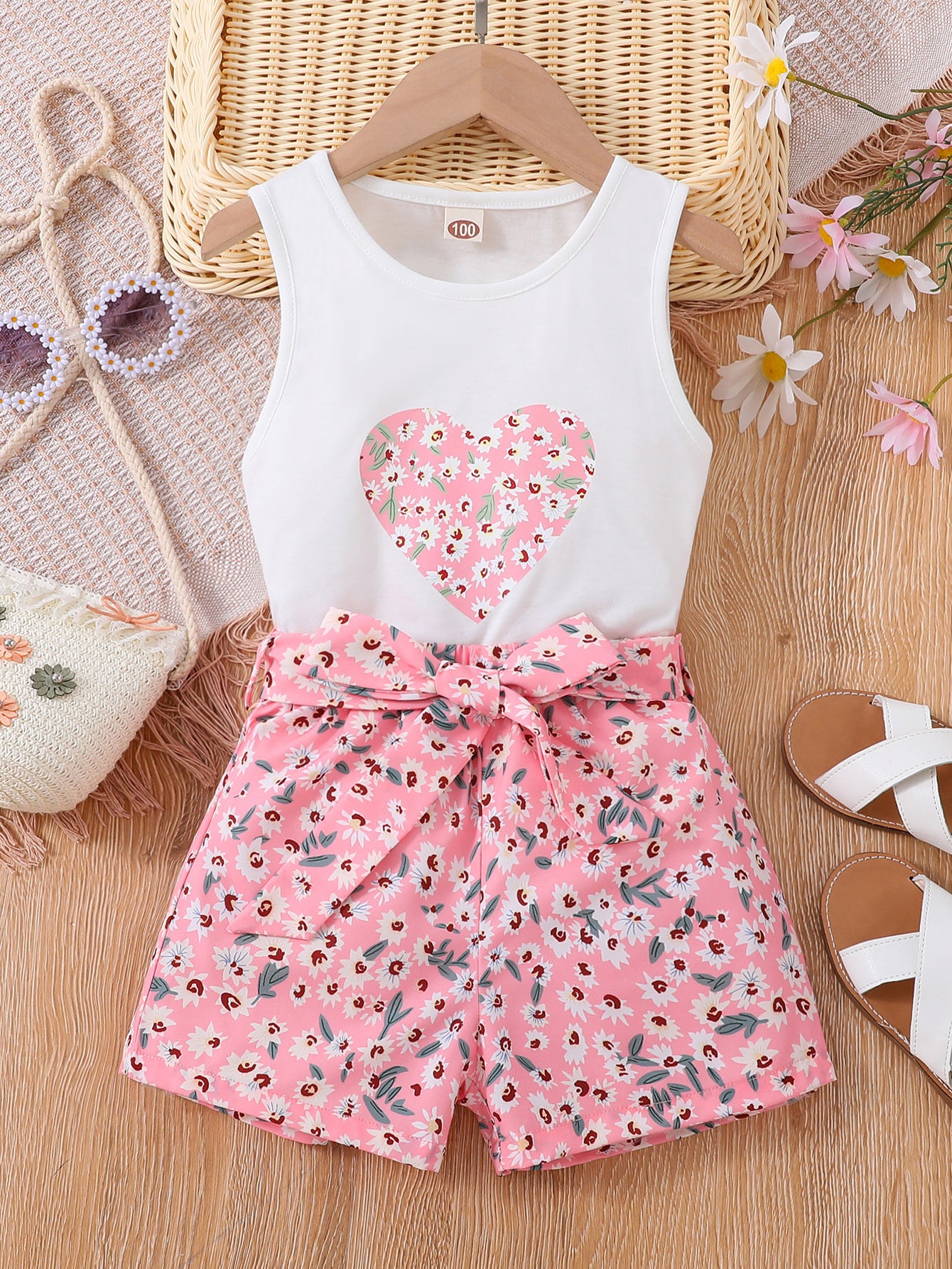 Girls 2pcs Round Neck Sleeveless Tank Top & Elastic Waist Shorts With Belt Floral Love Print Casual Kids Clothes Summer