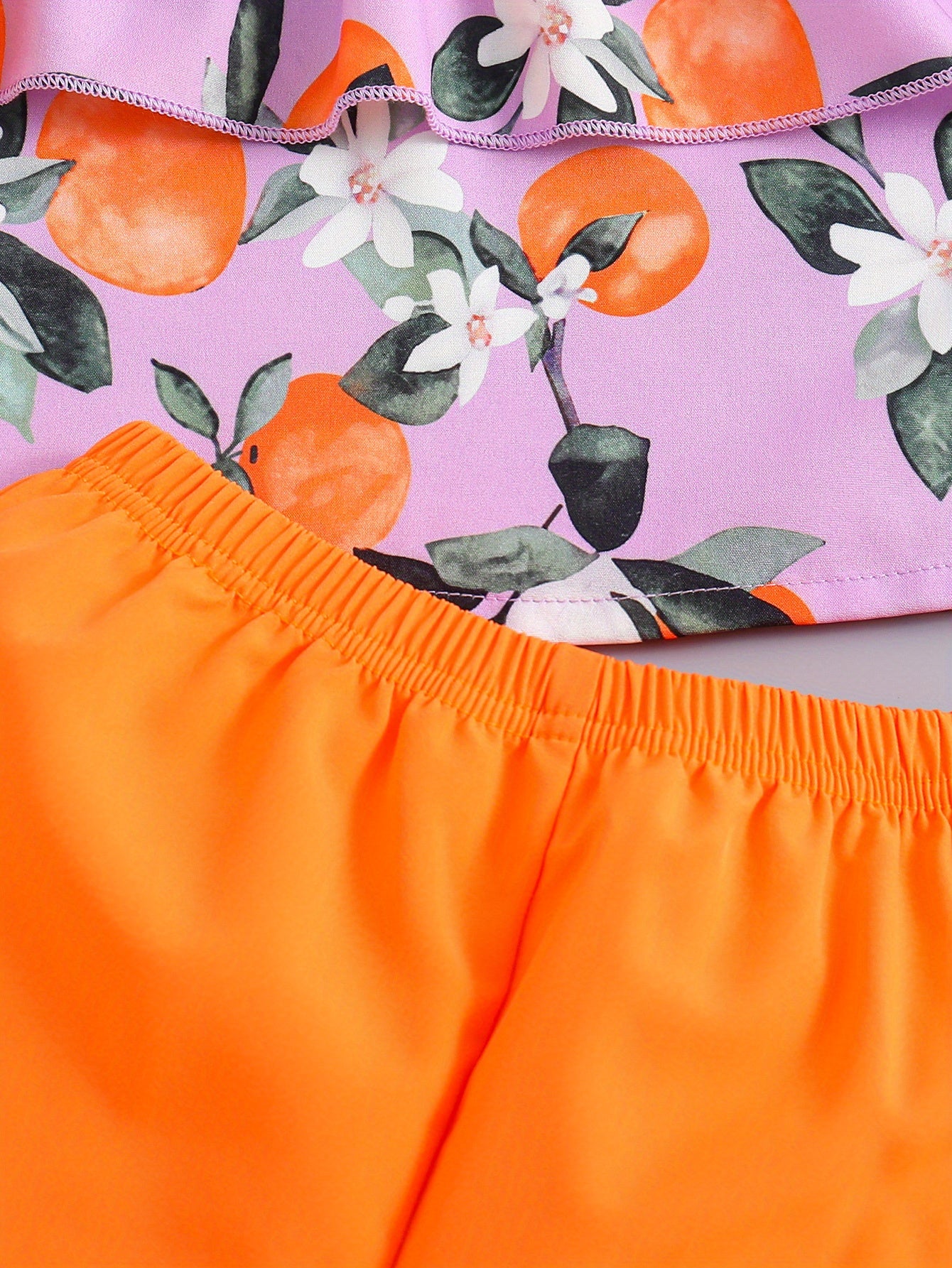 2pcs Girls Fruit Print Layered Hem Bow Cami Top & Elastic Waist Shorts Set Kids Summer Clothes